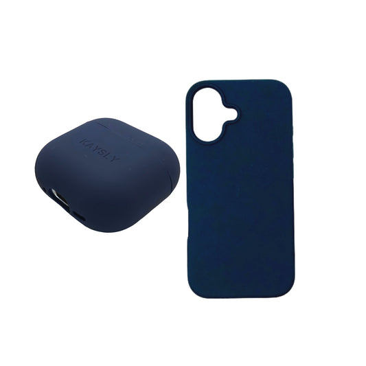 Bild som visar en iPhone 17 med ett mörkblått silikonskal tillsammans med ett AirPods 4-skal i samma färg. Den stilrena designen och den harmoniska färgsättningen skapar ett modernt och enhetligt uttryck.